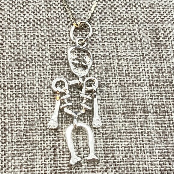 Halloween Articulated Skeleton Necklace Pendant 18 In Silver Rhinestone Bling - Picture 3 of 12